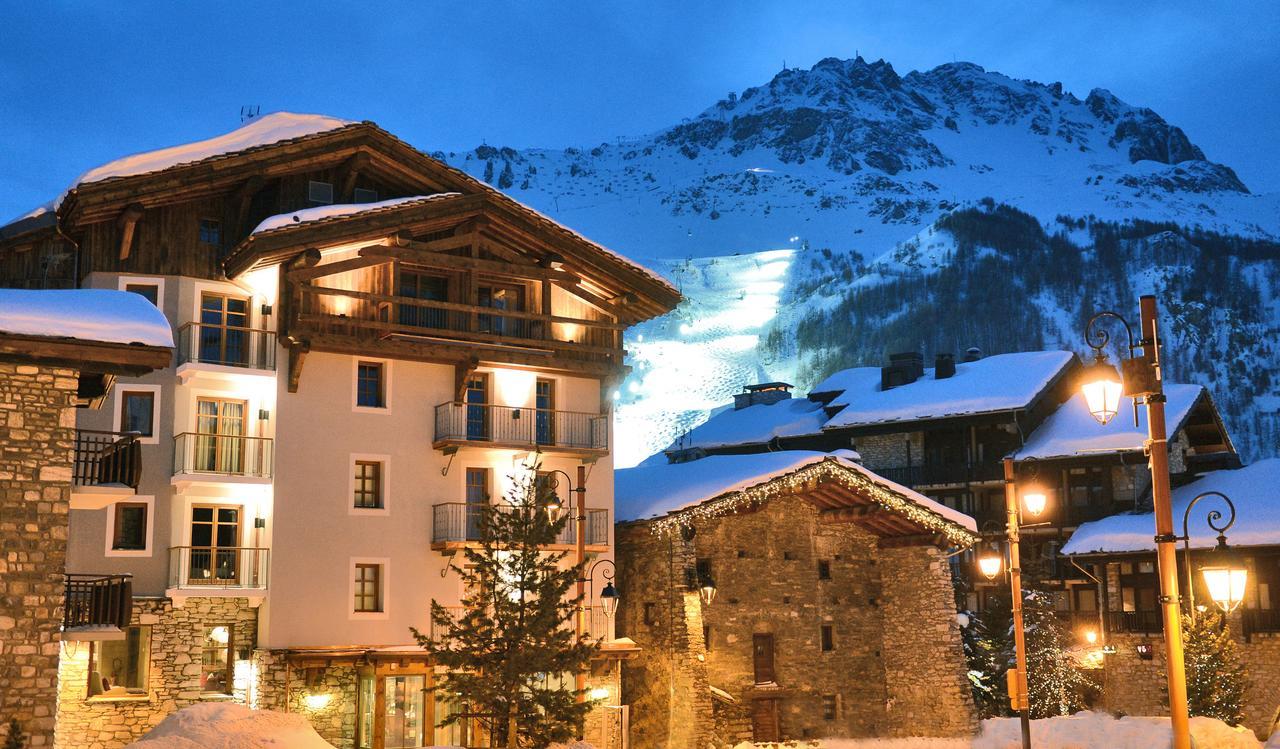 Maison De Famille Les 5 Freres Val-d'Isere Exterior photo